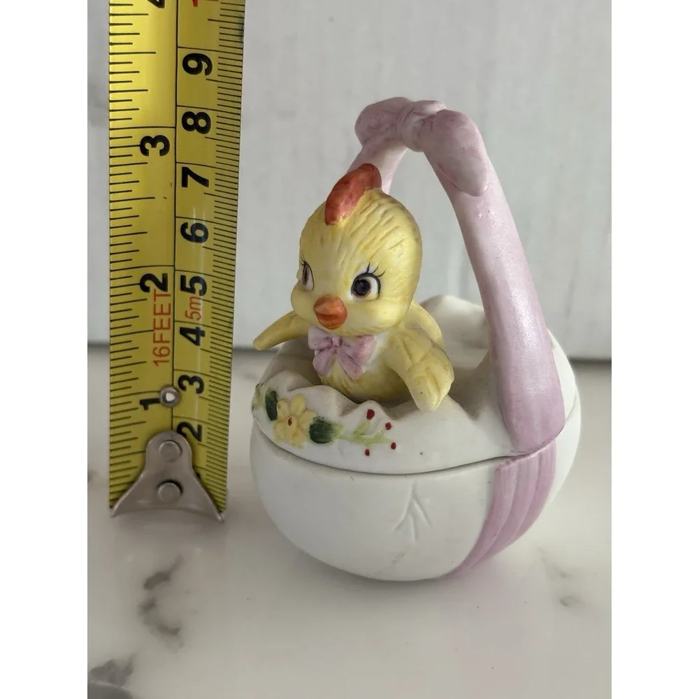 Vintage Lefton Chick In Egg Bow Trinket Box
